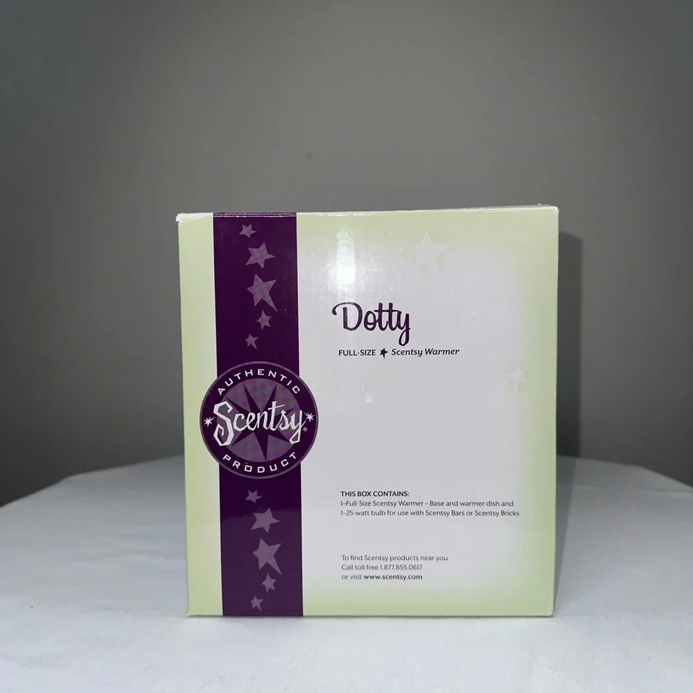 NEW Scentsy Dotty Full Size Warmer Ceramic Yellow White Polka Dot